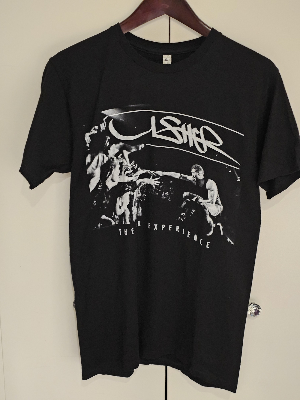 Usher “The Experience” / #URXTOUR Concert T-Shirt